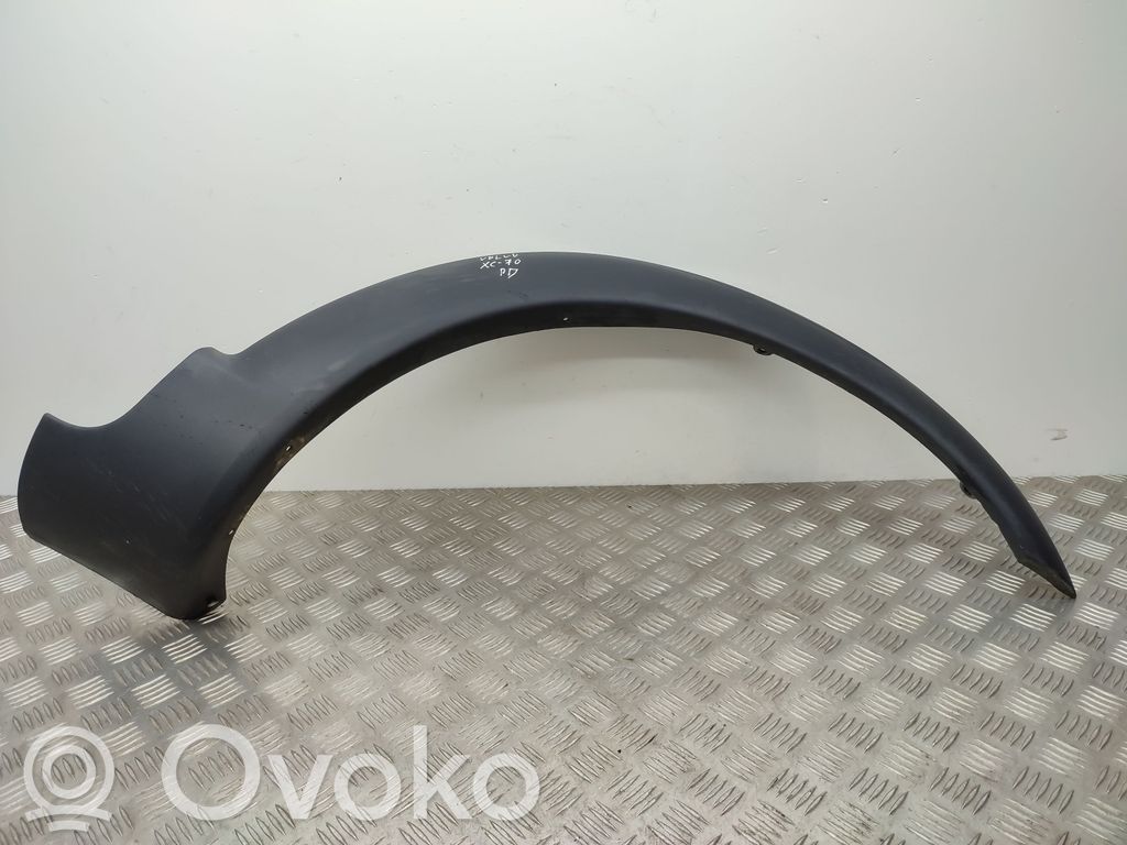Volvo XC70 Apdaila sparno (moldingas) 