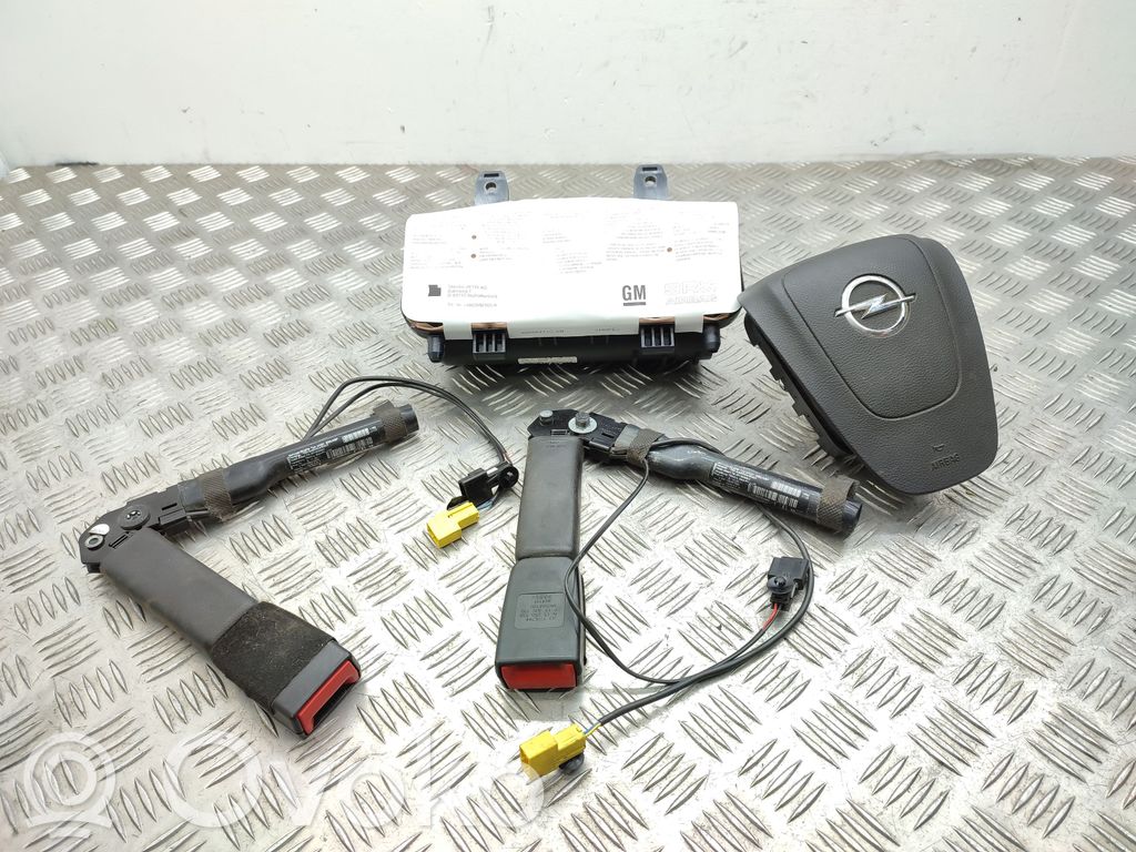 Opel Meriva B Airbag set 