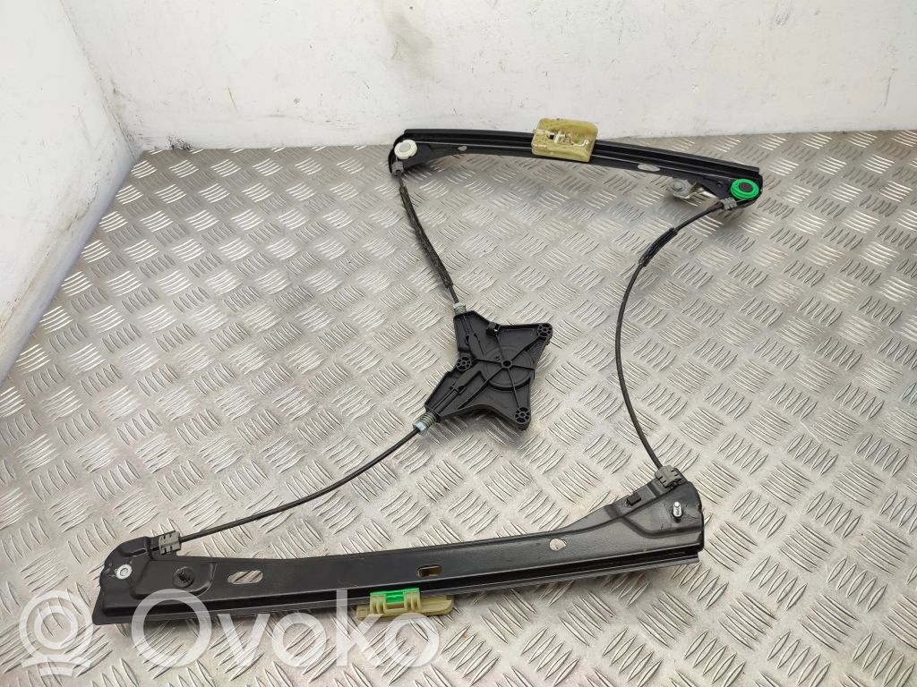 Volkswagen PASSAT B8 Mechanizm podnoszenia szyby przedniej bez silnika 