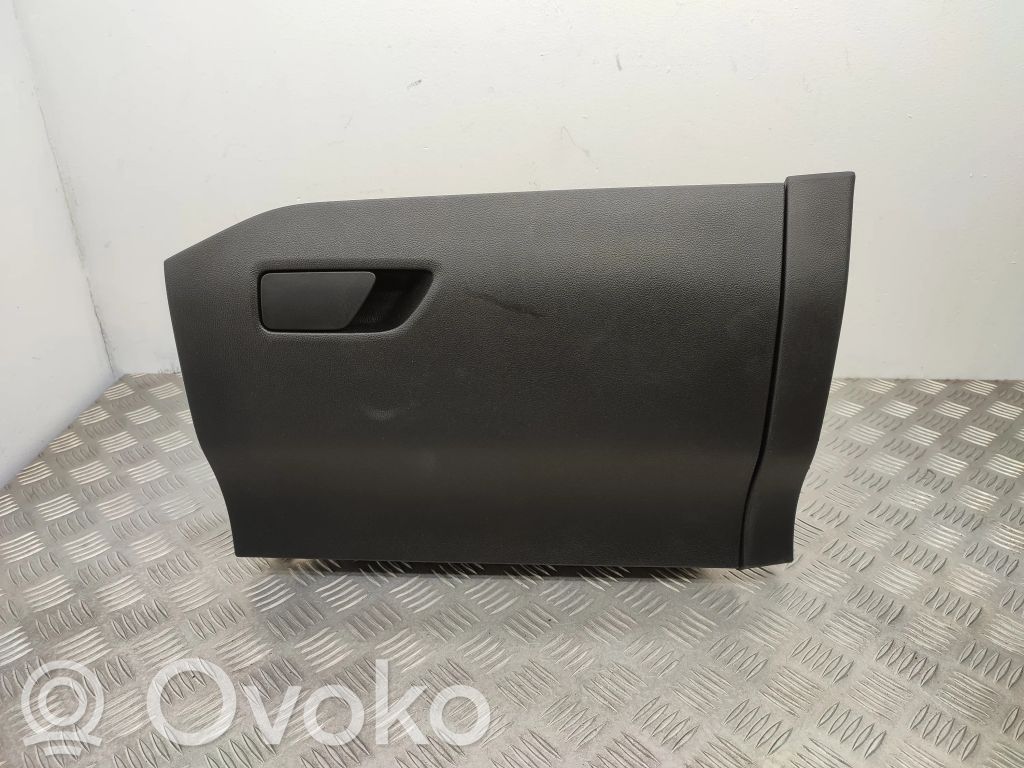 Ford Focus Glove box set 