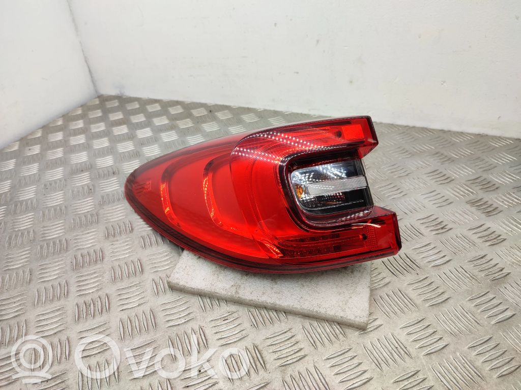 Renault Kadjar Luz trasera/de freno 