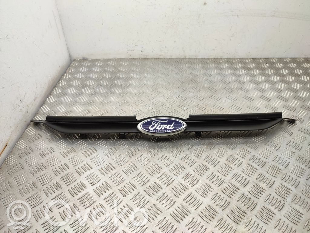 Ford B-MAX Front bumper upper radiator grill 
