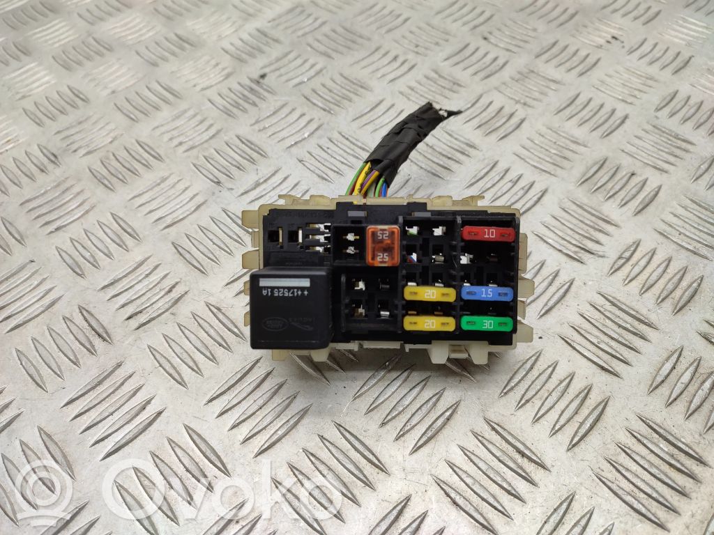 Land Rover Discovery Sport Fuse module 