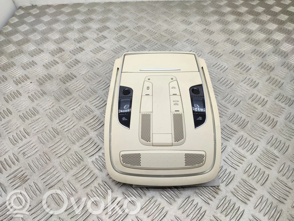 Audi A8 S8 D4 4H Front seat light 
