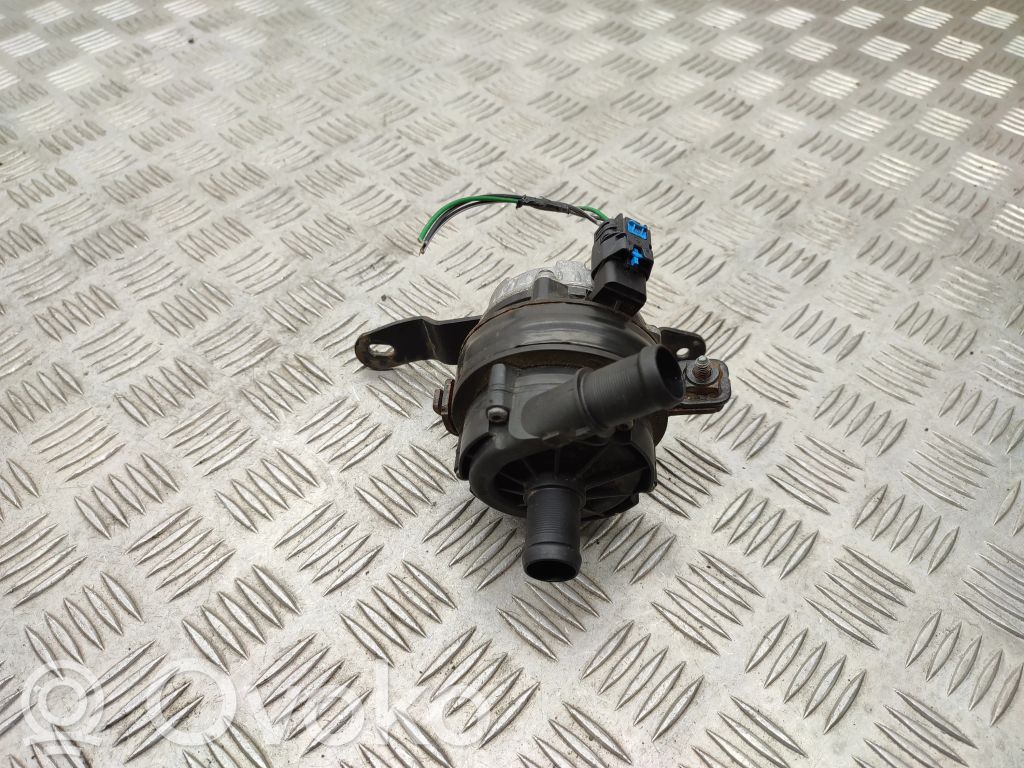 Renault Express Pompe à eau de liquide de refroidissement 