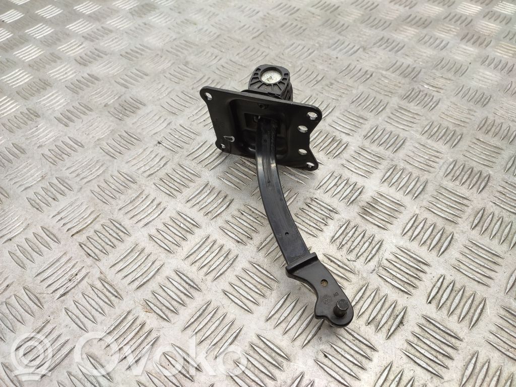 Fiat Doblo III Front door check strap stopper 