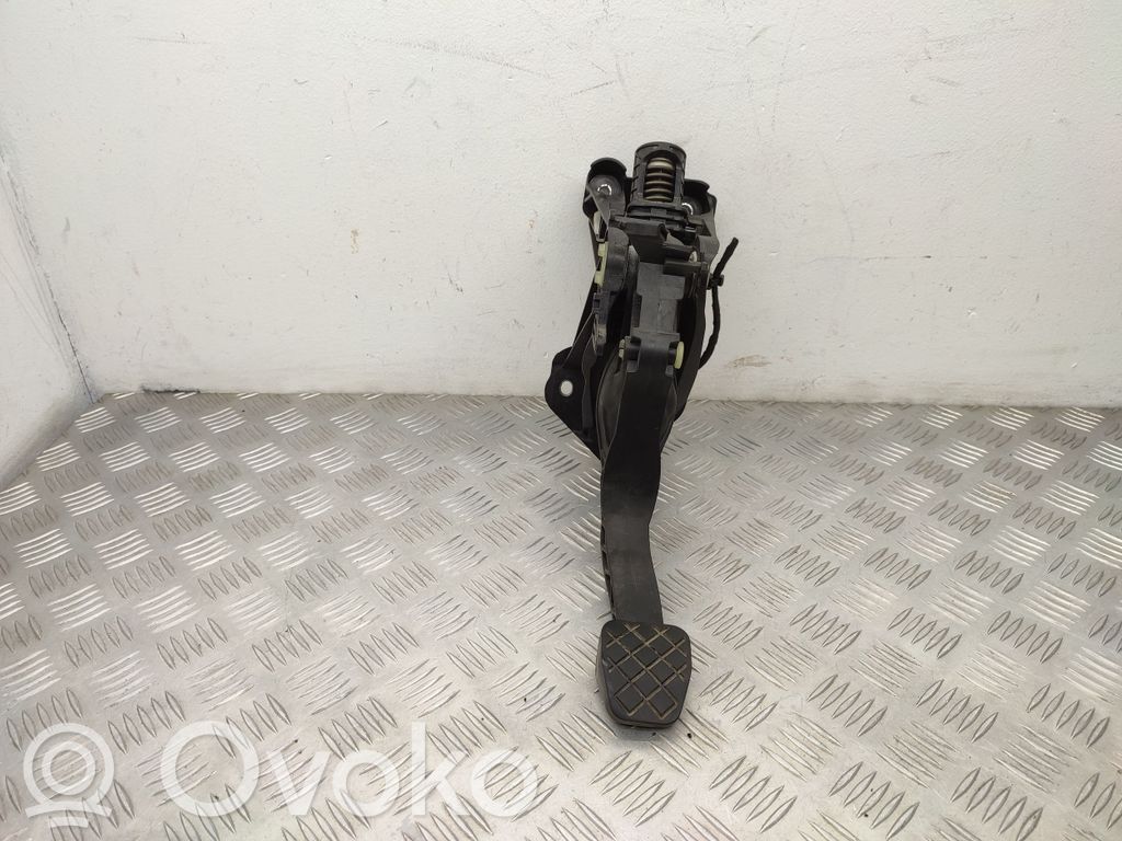 Skoda Octavia Mk3 (5E) Clutch pedal 