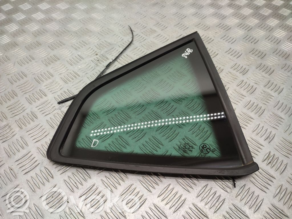 Seat Ateca Rear side window 