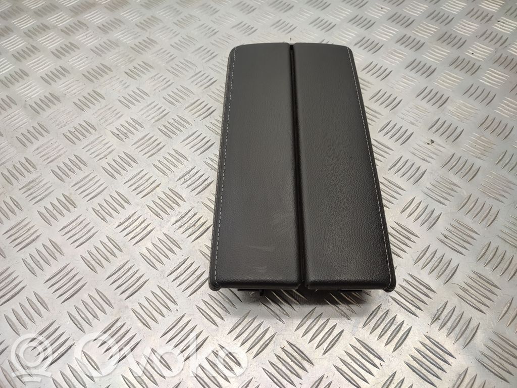 Opel Astra L Armrest 