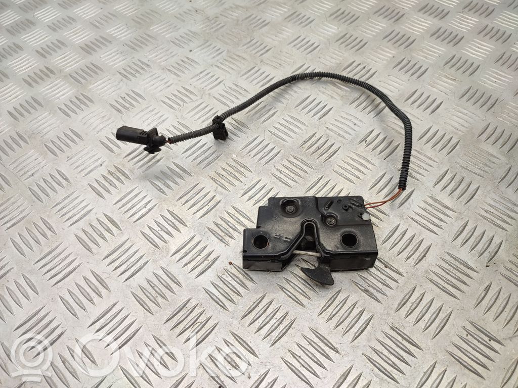 Volkswagen Transporter - Caravelle T5 Engine bonnet/hood lock/catch 