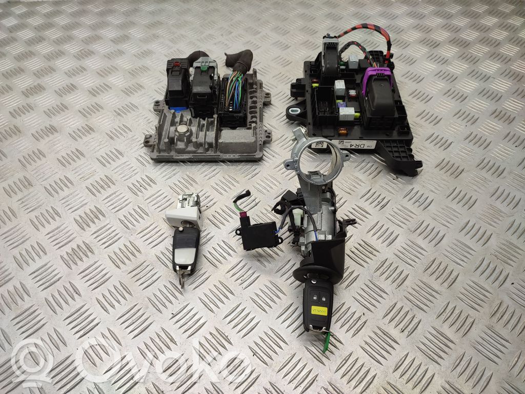 Opel Zafira C Engine ECU kit and lock set 