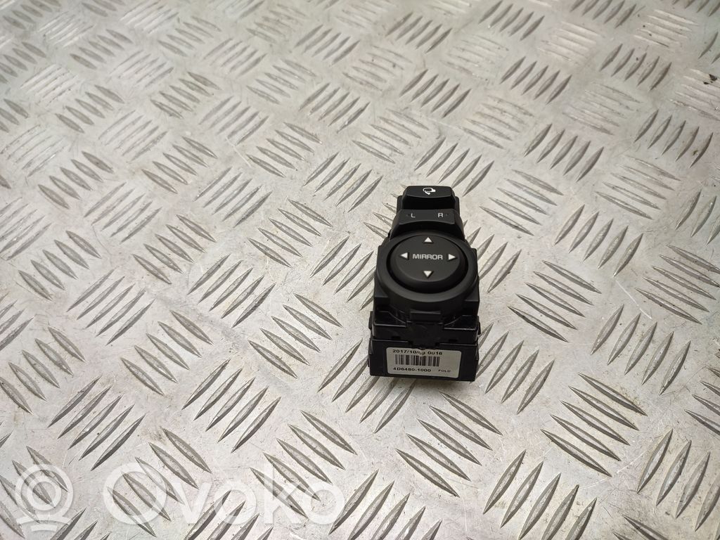 KIA Stonic Wing mirror switch 