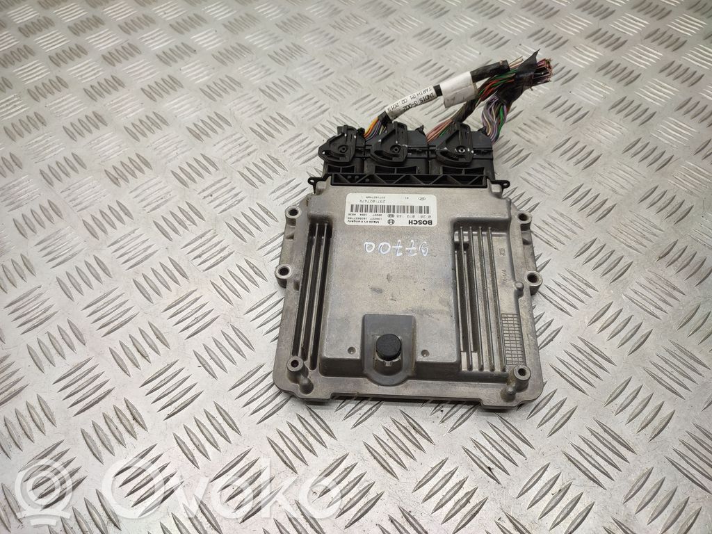 Renault Clio IV Engine control unit/module 