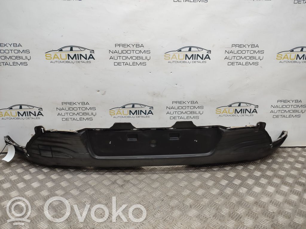 Renault Clio IV Moldura inferior del parachoques trasero 