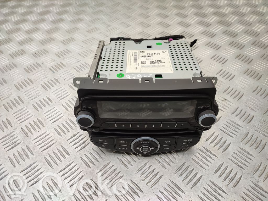 Chevrolet Aveo Radio/CD/DVD/GPS head unit 