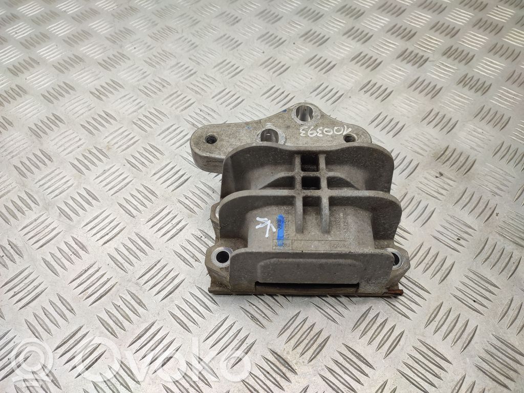 Engine mount bracket   BK217M124AD,BK217M124BA