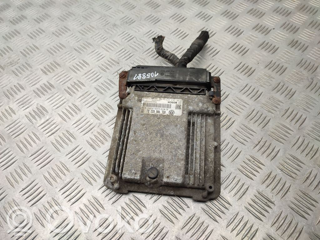 Skoda Superb B6 (3T) Engine control unit/module 