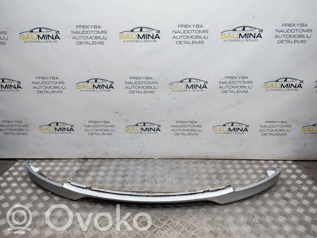 BMW 1 E81 E87 Apakšējā bampera daļa (lūpa) 