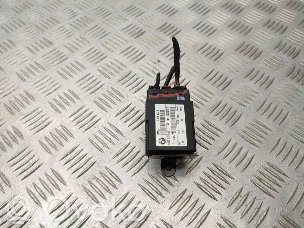 Istuimen säädön moduuli   6926433