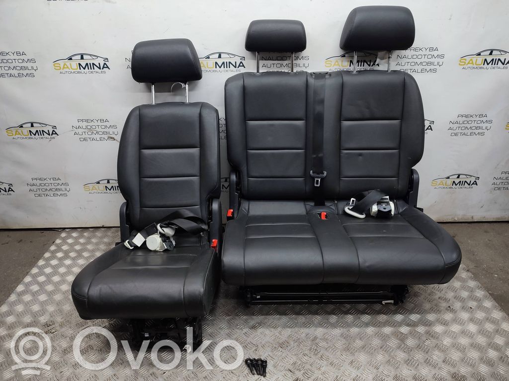 Volkswagen Caddy Toisen istuinrivin istuimet 