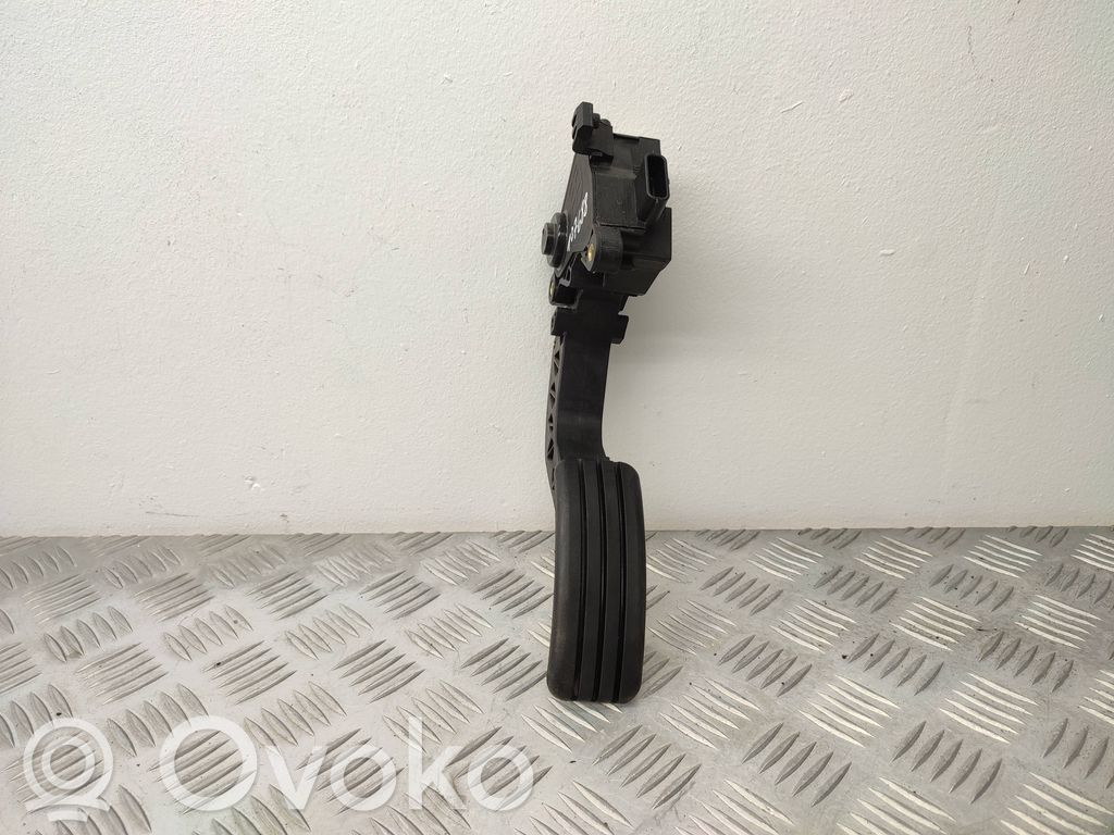 Renault Trafic III (X82) Accelerator throttle pedal 