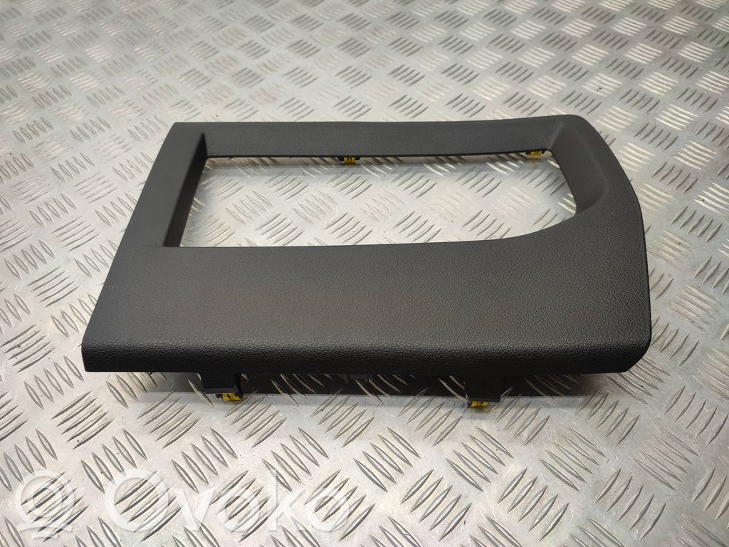 Opel Vivaro Glove box lid/cover 