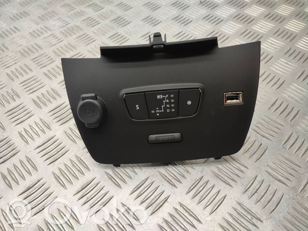 Citroen C3 Aircross Gear shift selector indicator 
