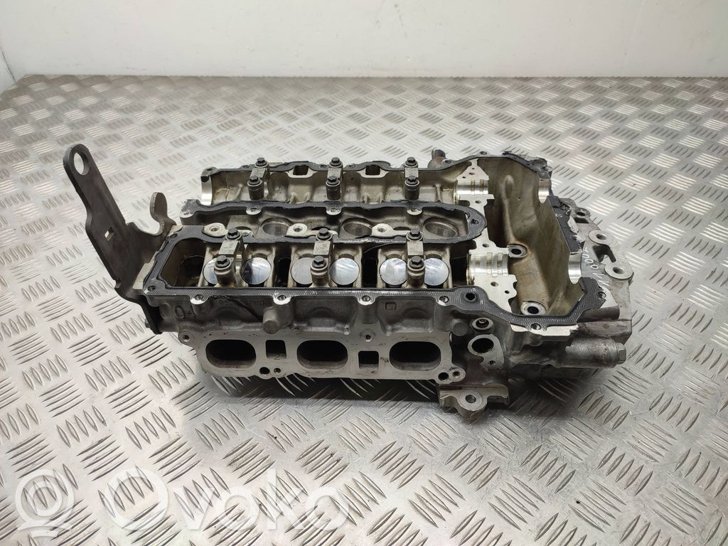 Peugeot 3008 II Culata del motor 