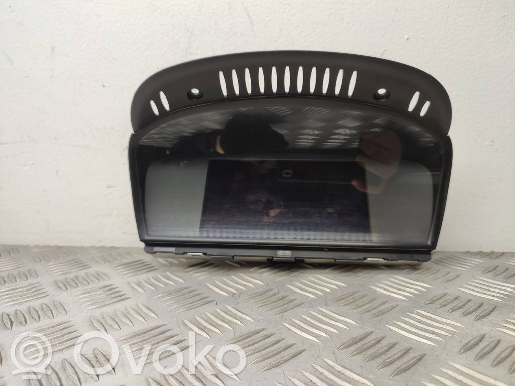 Screen/display/small screen   9193748