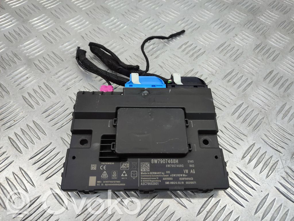 Audi A4 S4 B9 Gateway control module 