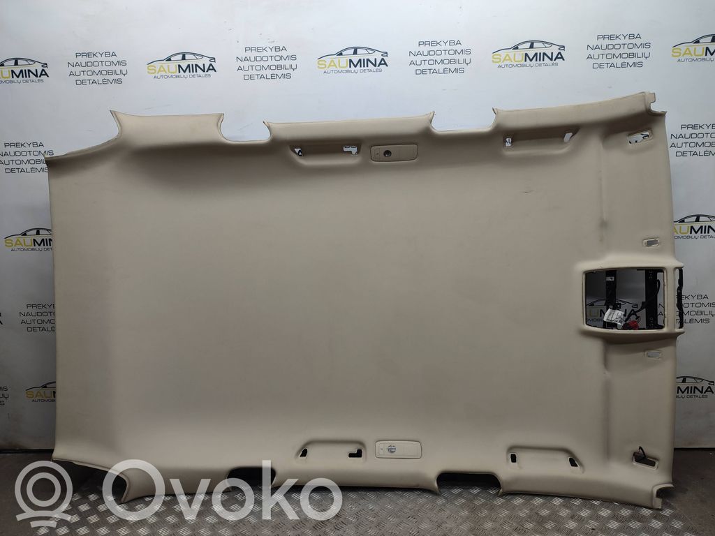 Volkswagen Touareg II Tapițerie capotă 