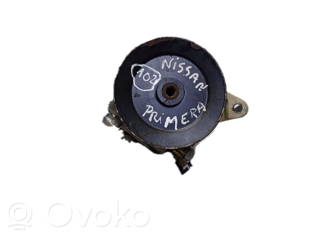 Nissan Primera Power steering pump 