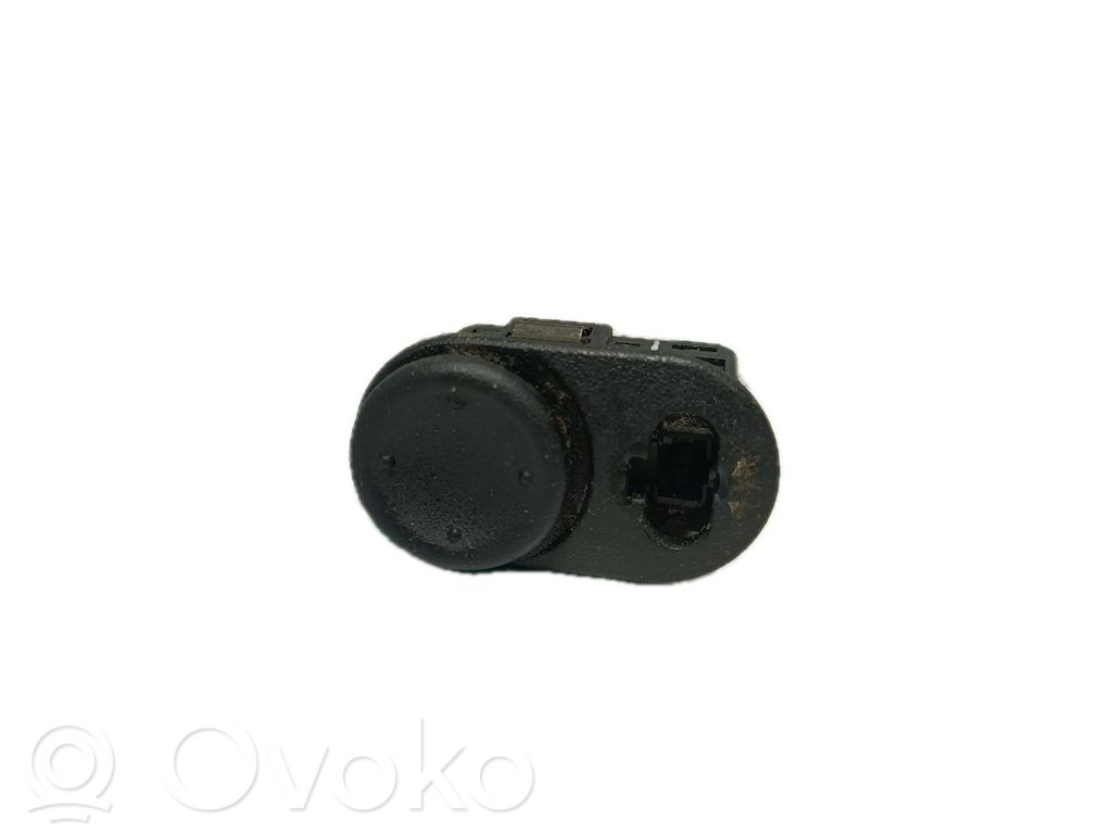 Interruptor del espejo lateral   FT09226861