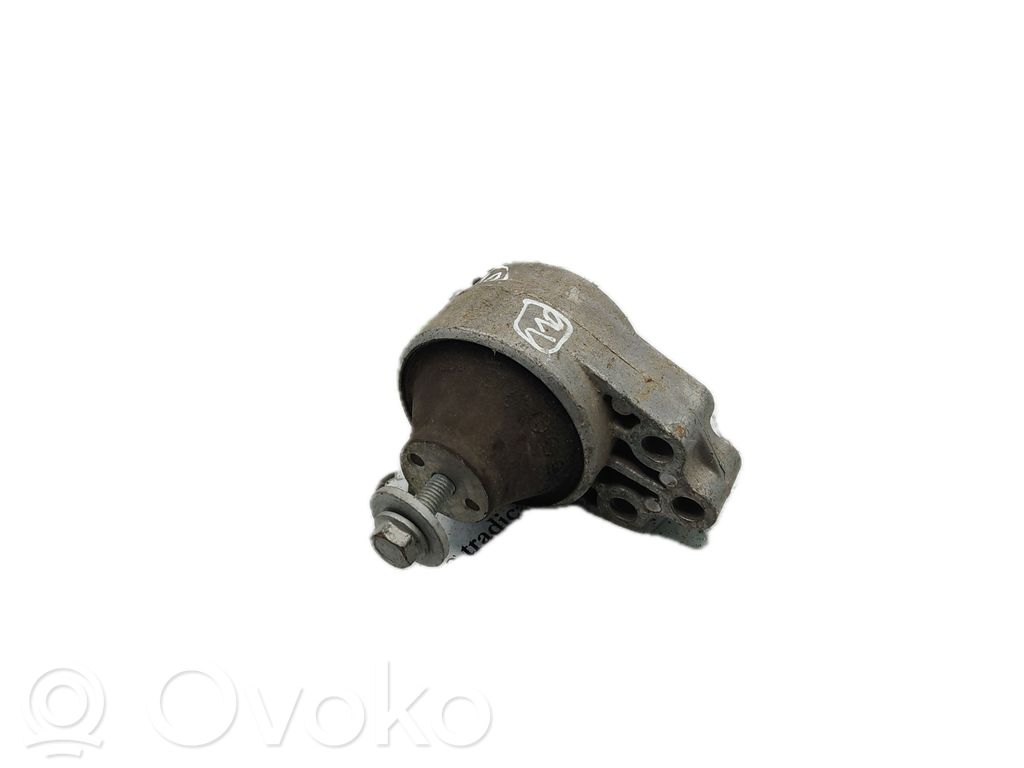 Engine mount bracket   SINOBLOCO