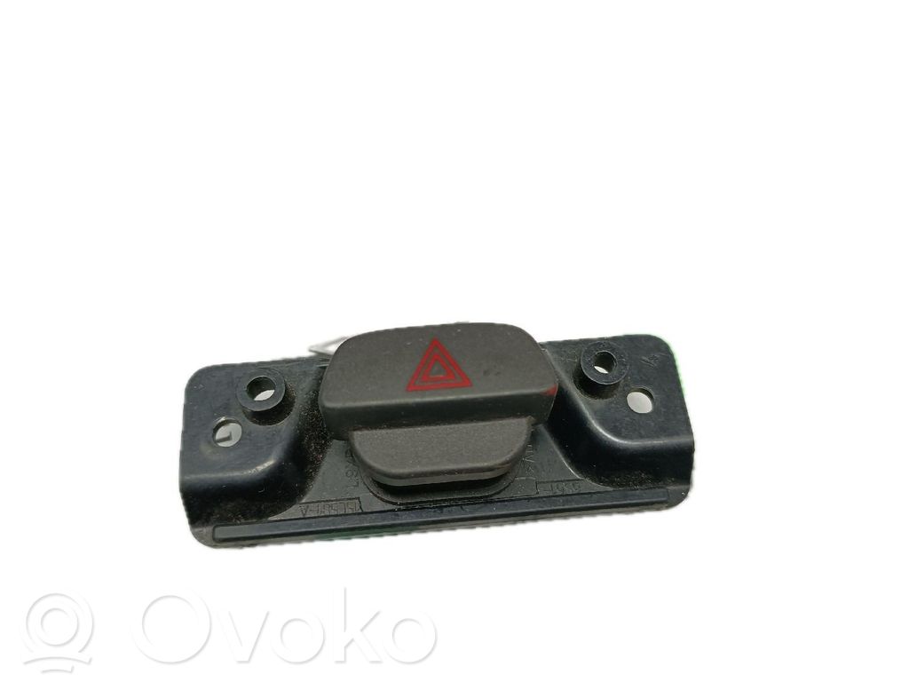 Ford Fiesta Hazard light switch 