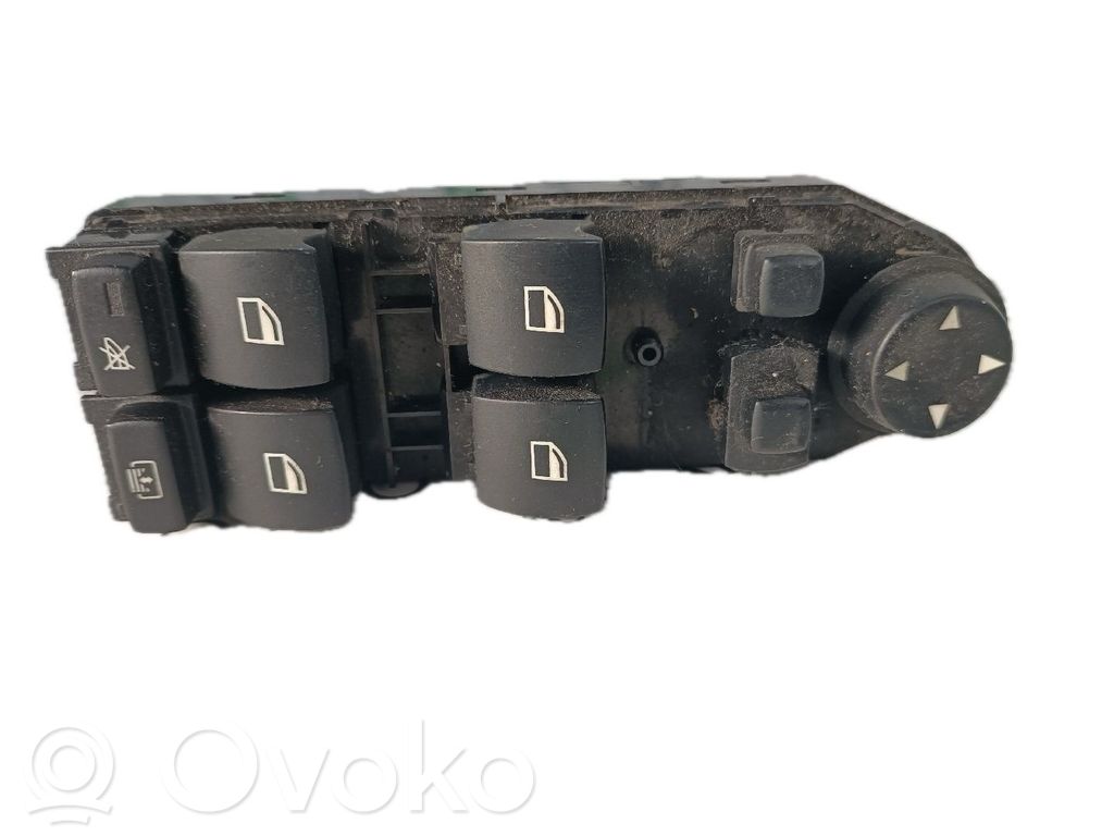 BMW 5 E60 E61 Electric window control switch 
