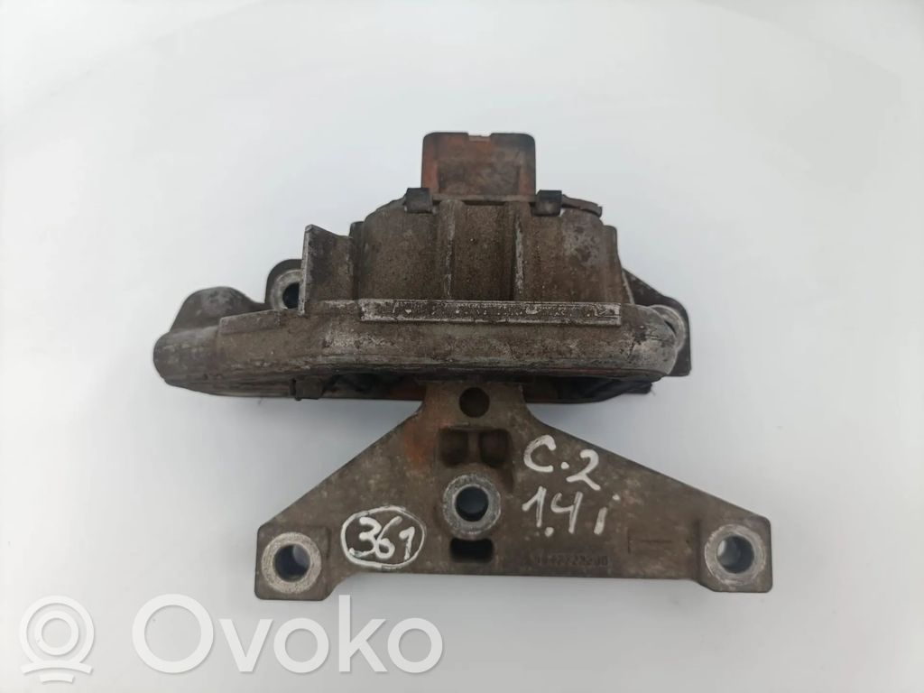 Engine mount bracket   964772280