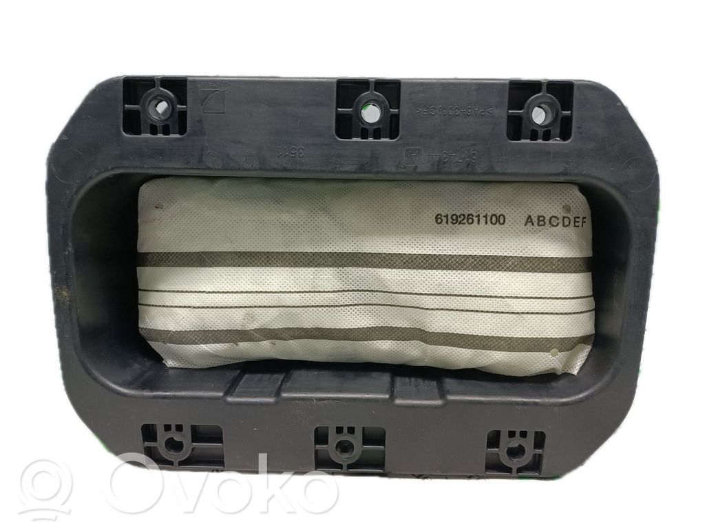 Passenger airbag   617457600A