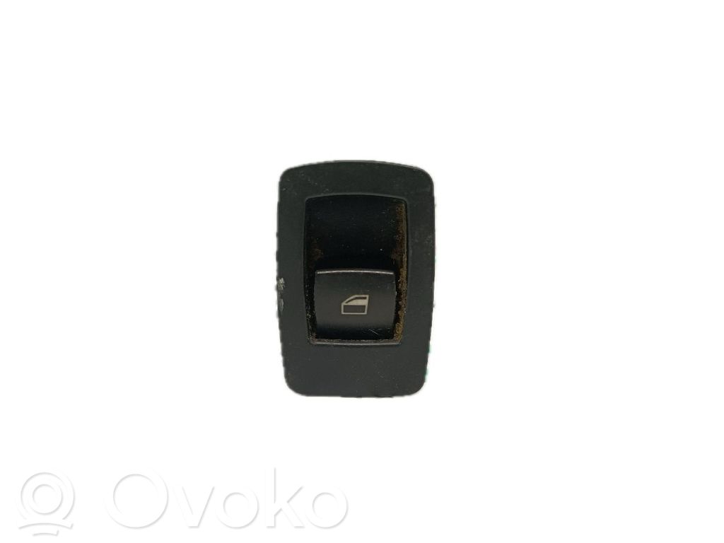 Electric window control switch   15939900