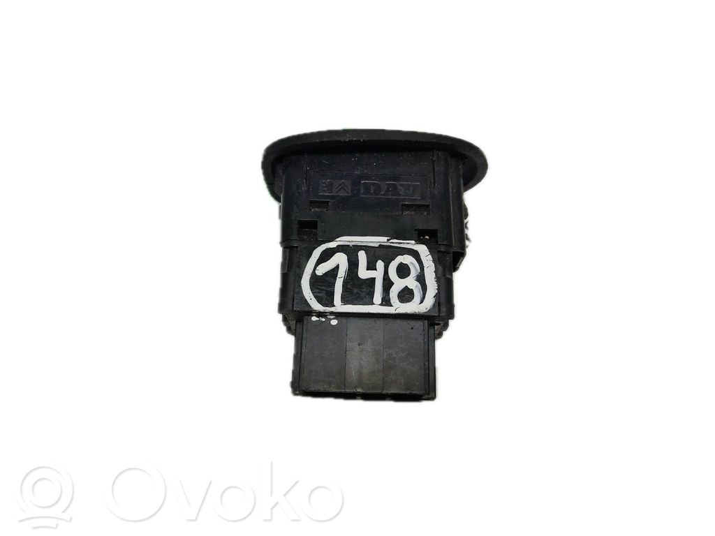Electric window control switch   DIREITA,ESQUERDA,OU