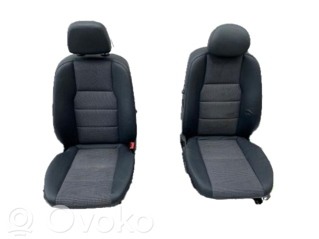 Mercedes-Benz C W204 Sēdekļu komplekts 