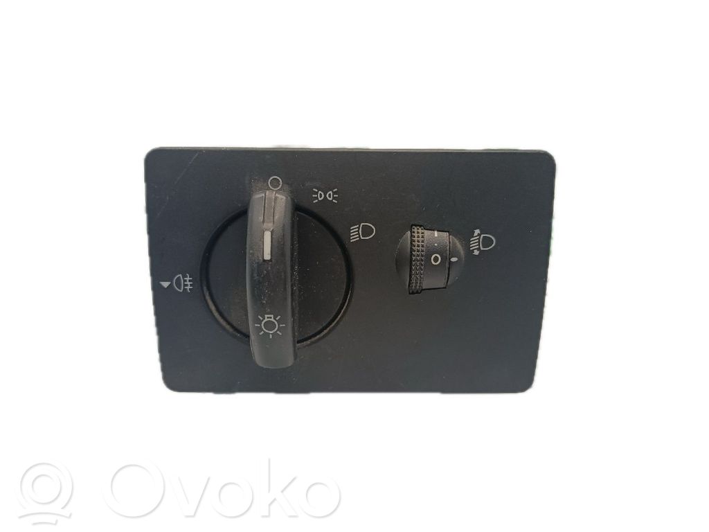 Lichtschalter   6S6T13A024EA