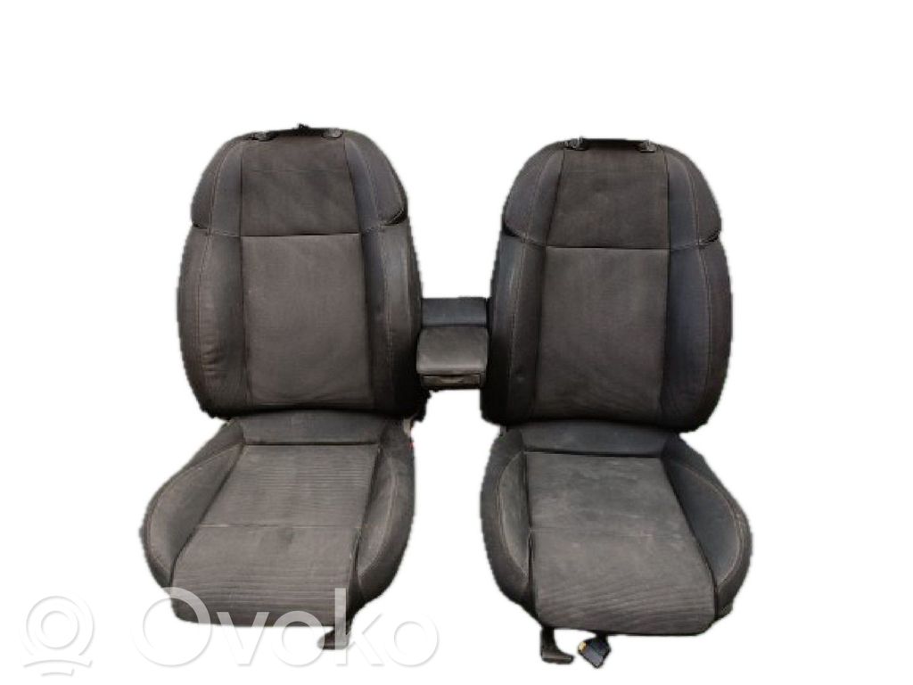 Alfa Romeo Giulietta Fotele / Kanapa / Komplet 