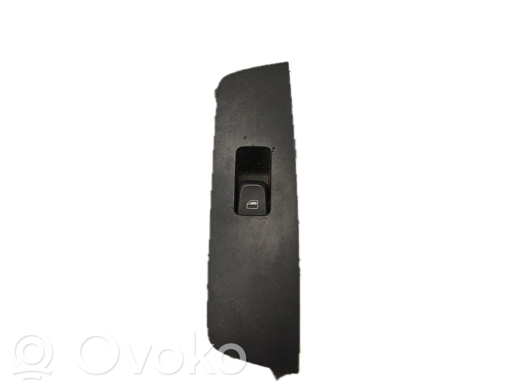 Audi A1 Electric window control switch 
