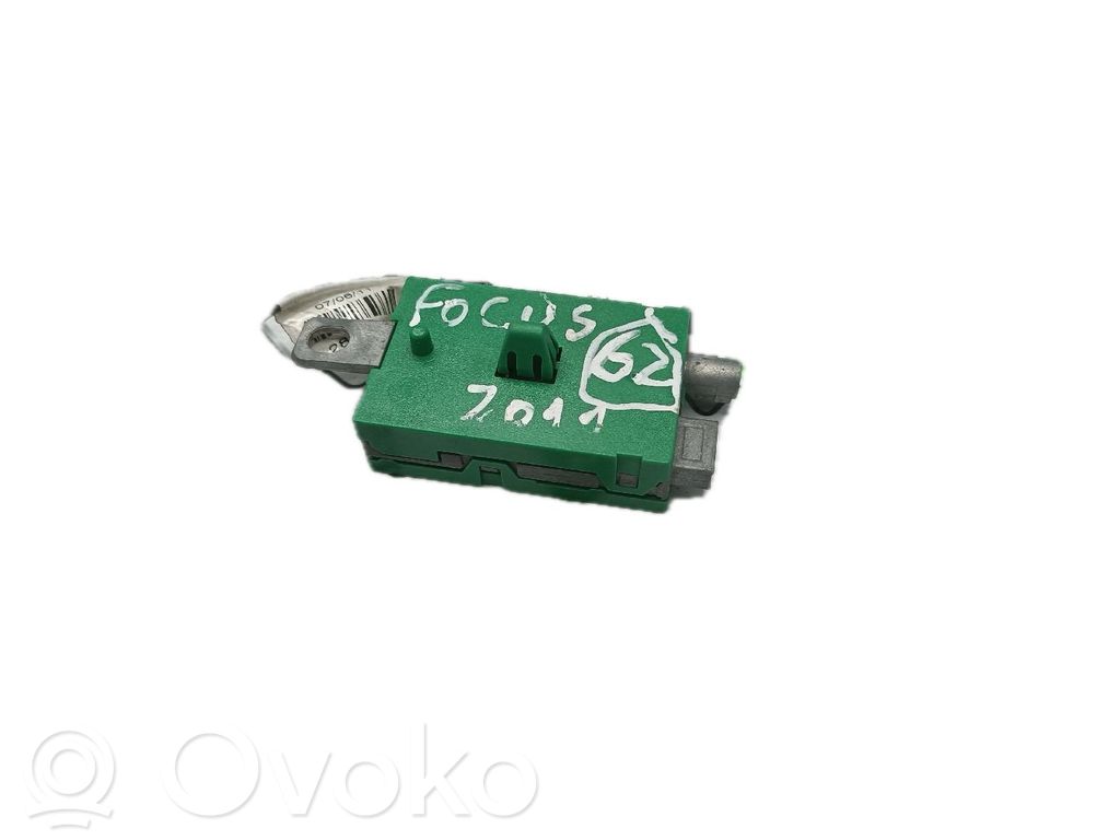 Antenas pastiprinātājs   7CP118C847UA