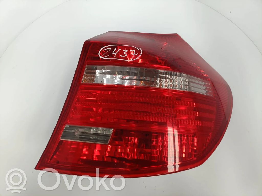 Rear/tail lights
