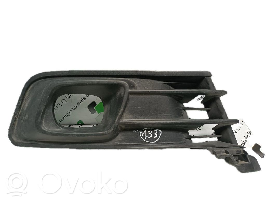 Kühlergrill   DIREITO,261A26931R