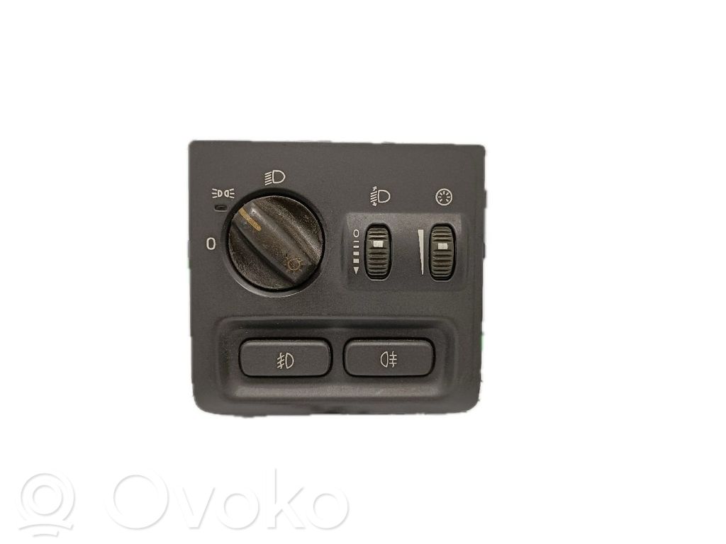 Light switch   30613945