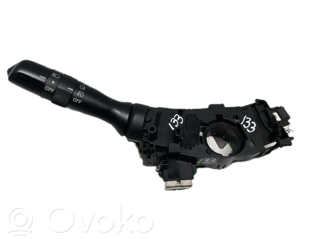 Rokturu komplekts   C35HT30A