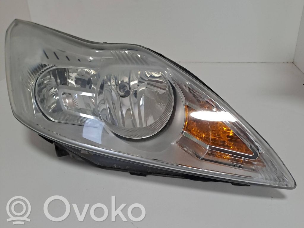 Ford Focus Headlight/headlamp 